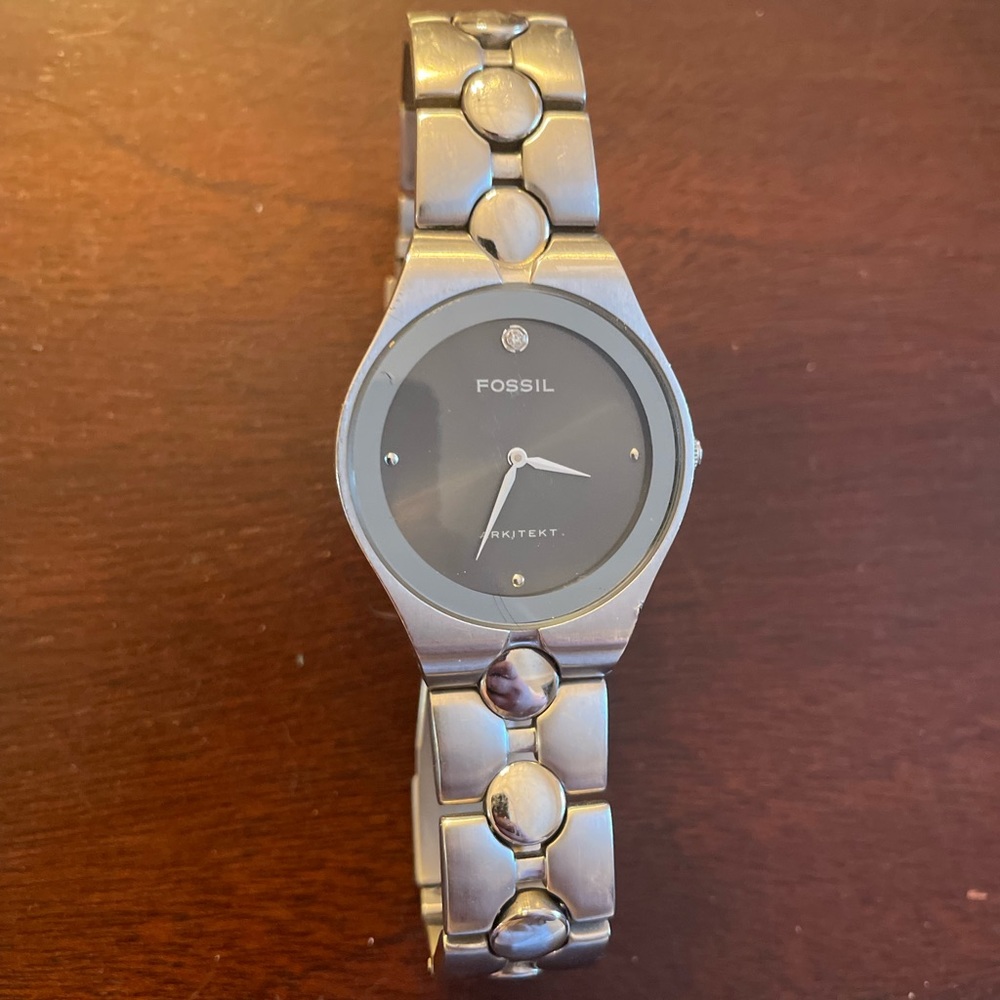 Stainless Steel Arkitekt Fossil watch with black face - Needs new battery